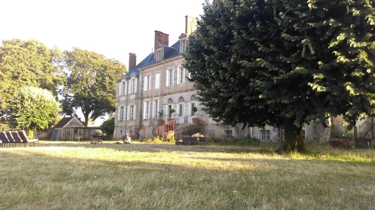 Chateau Des Noces Bazoges-en-Pareds Dış mekan fotoğraf